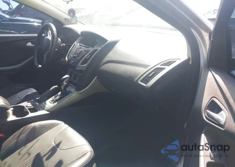 2014 Ford Focus Se из США, поврежденный, VIN 1FADP3K28EL333474